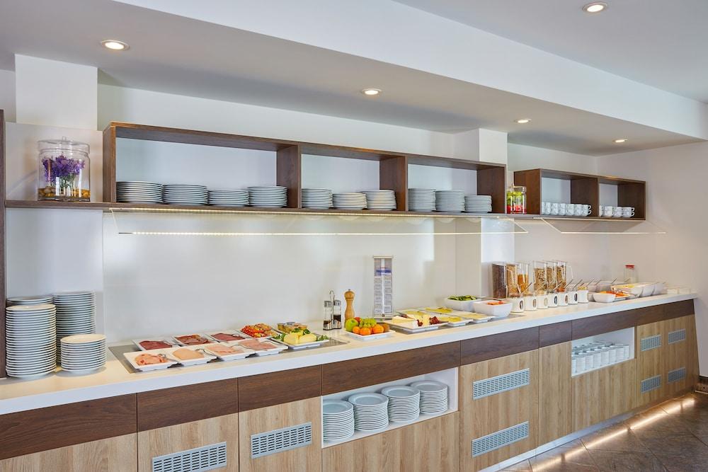 H+ Hotel Lipcse Kültér fotó