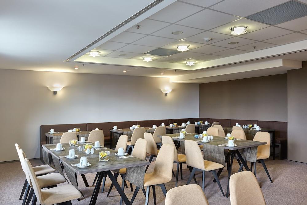 H+ Hotel Lipcse Kültér fotó