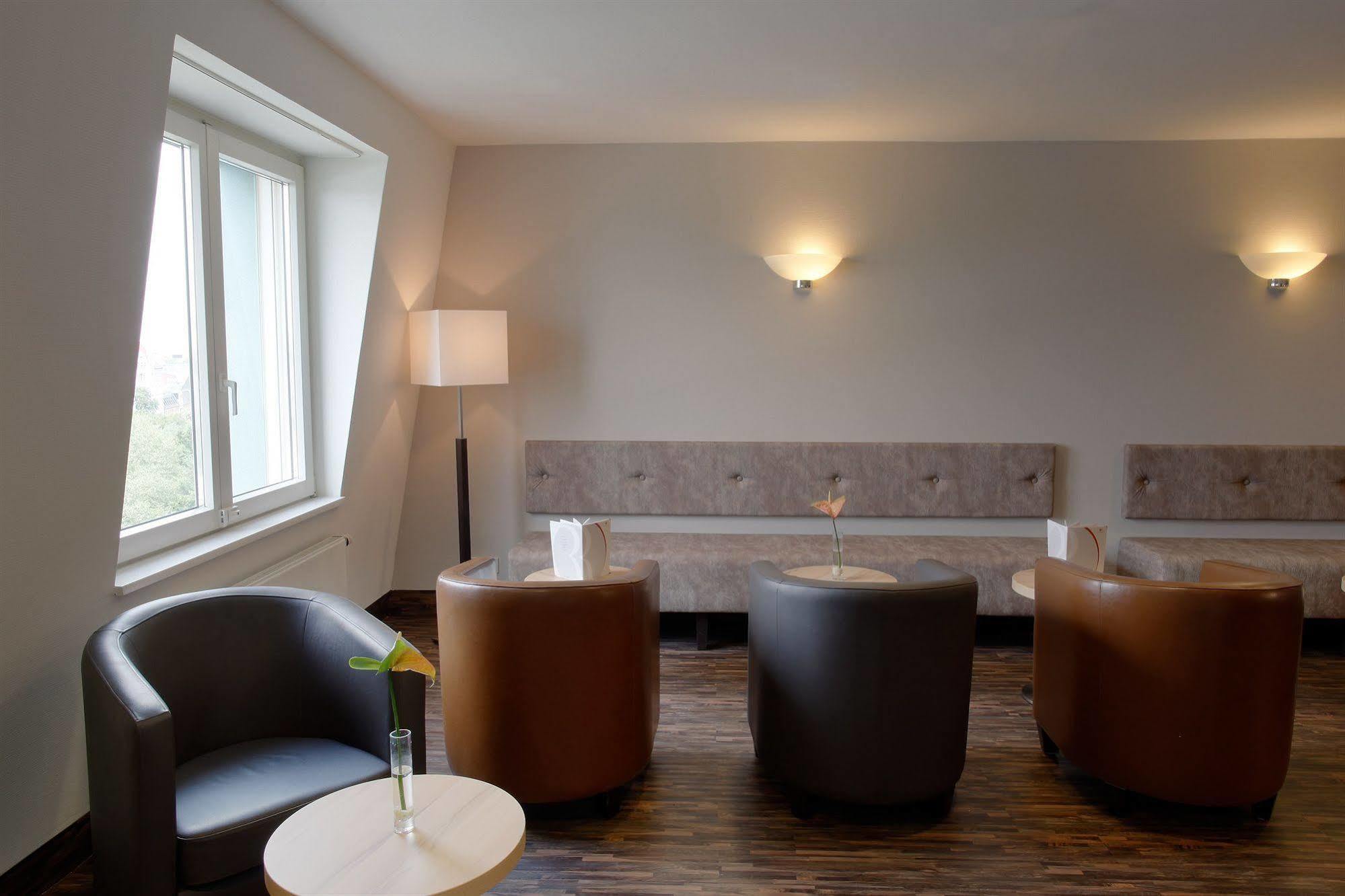 H+ Hotel Lipcse Kültér fotó