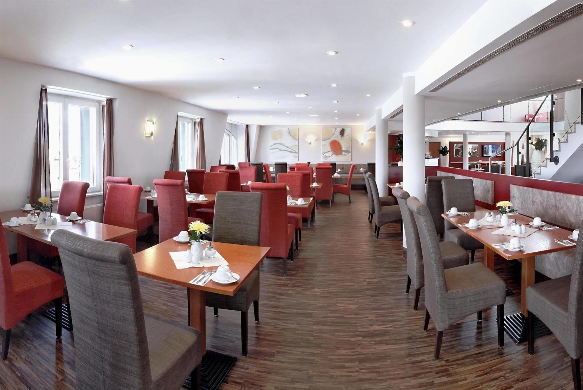 H+ Hotel Lipcse Kültér fotó