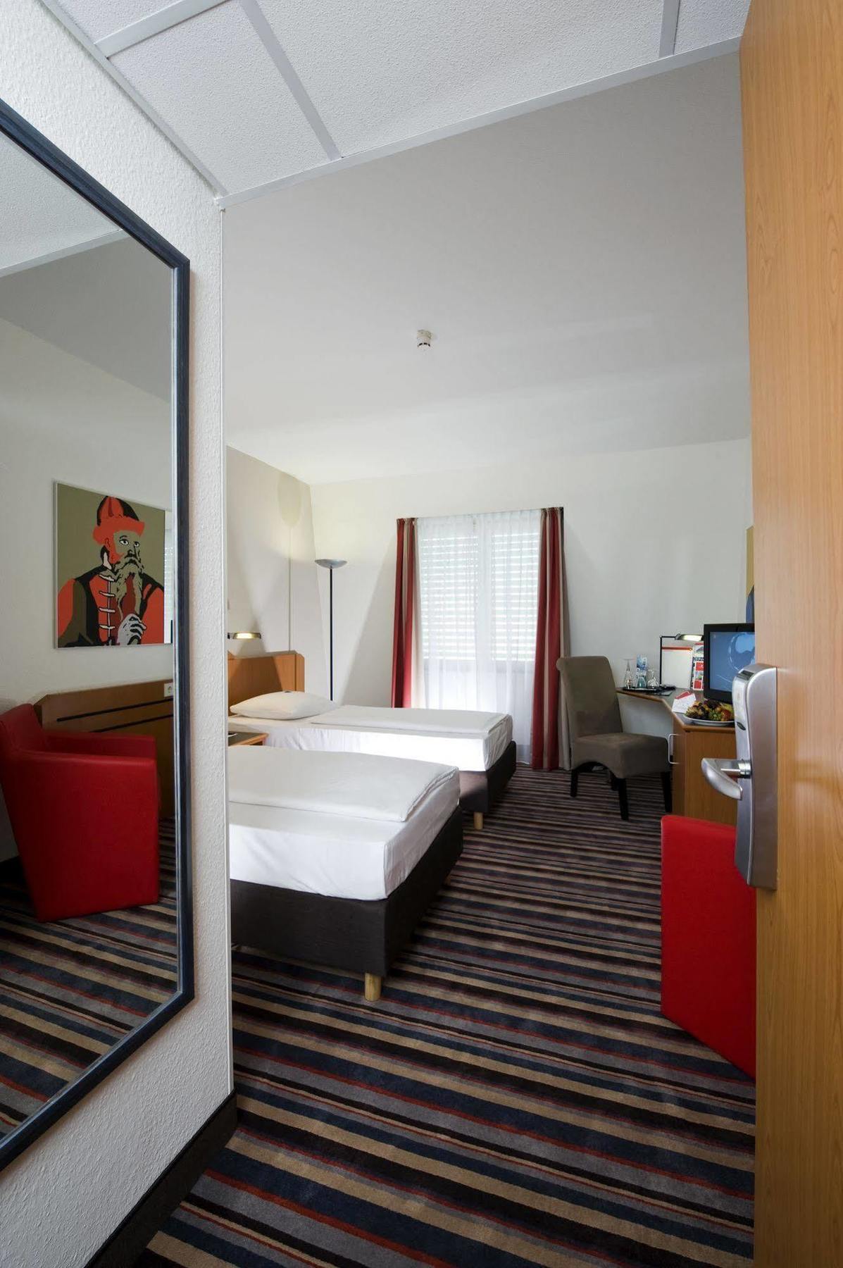 H+ Hotel Lipcse Kültér fotó