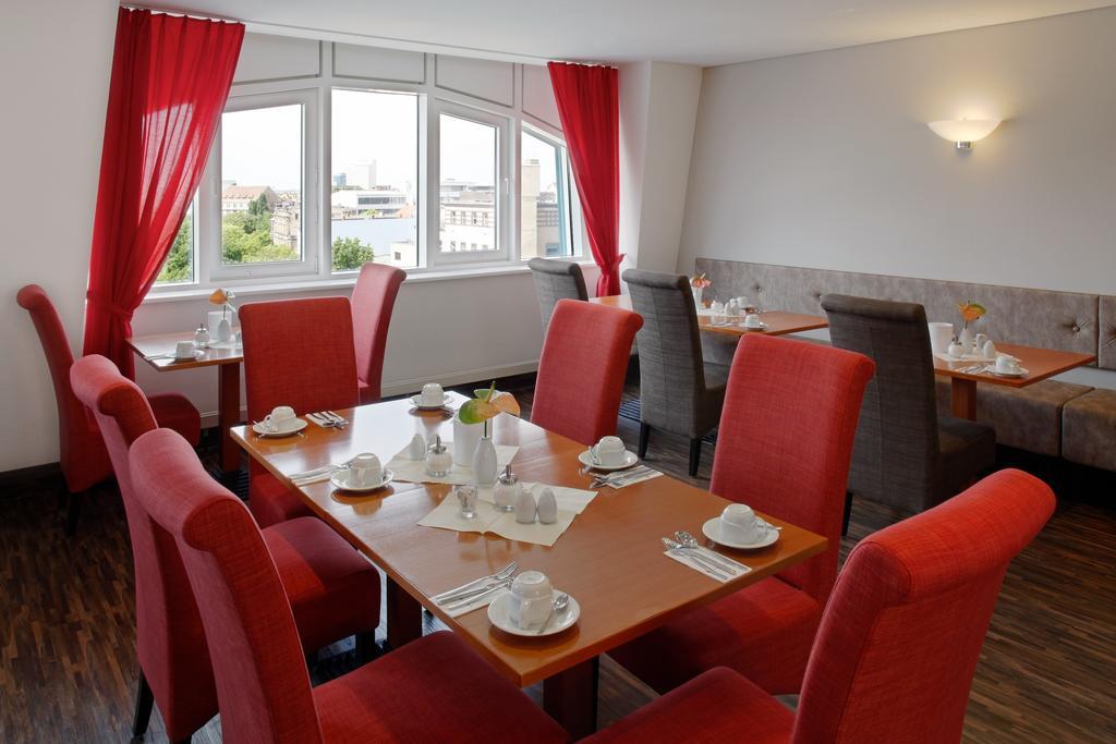 H+ Hotel Lipcse Kültér fotó